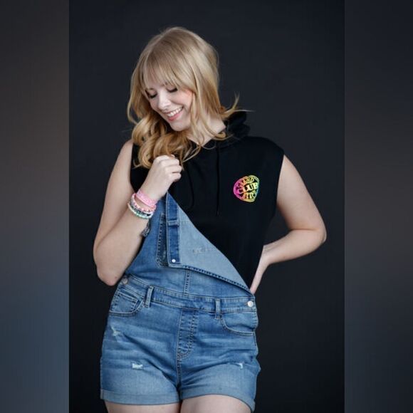 Grand Beach Club Size 1X New With Tags Women's Sleeveless Crop Black Hoodie - Picture 3 of 11